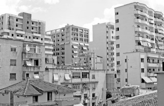 Ndertim,pallate,shtepi,Qyteti i Tiranes. Foto / Malton DIBRA.