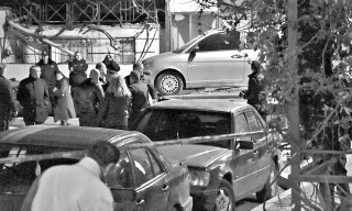 Eksperte te kriminalistikes, duke kqyrur makinen e ish-shefit te policise ne komisariatin 6 ne kryeqytet