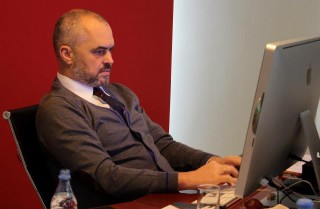 rama ne twitter