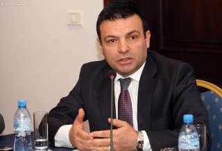 Artur Roshi