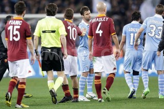 Copy of Lorik Cana takon Totin ne ndeshjen Roma Lacio