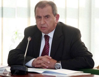 Njazi Kosovrasti