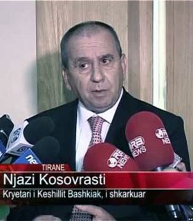 Njazi Kosovrasti