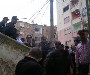perleshja-me-policine