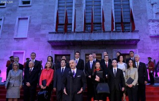 Kryeministri, Edi Rama duke folur perpara godines se Kryeministrise