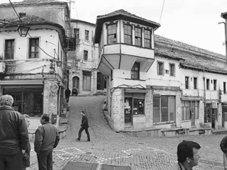 Gjirokaster Qafa Pazarit Karakteristik