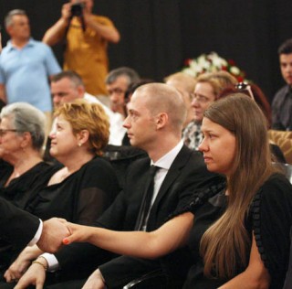 homazhet e artan santos meta