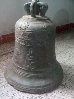 kembana e vjedhur e kishes