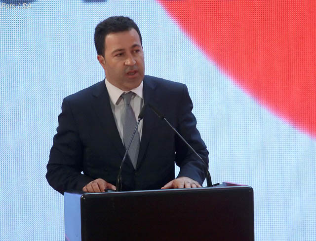 zvkryeministri Niko Peleshi