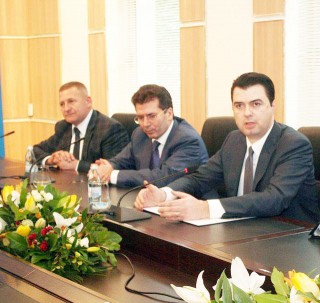 Lulzim Basha & aleatet