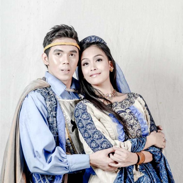 Paul Jake Paule and Ellrica Laguradia as Florante at Laura (_1