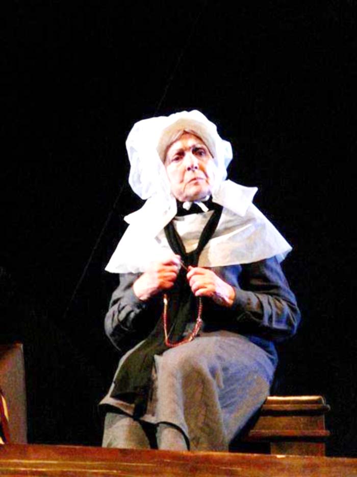 Kur teatri u çlirua nga ideologjia Gazeta Shqip