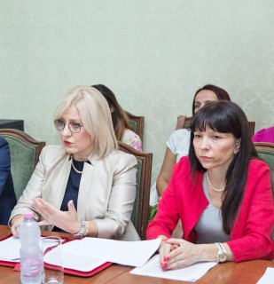 KOMISIONI I MEDIAS - Ministrja e Arsimit Lindita Nikolla_1