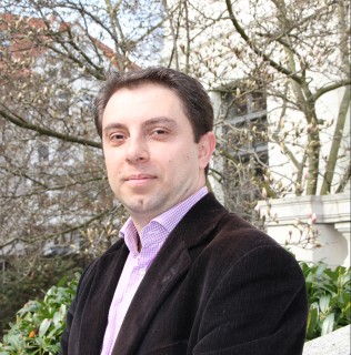 Enis Sulstarova