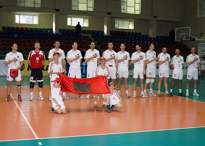 Ringjallet Basketbolli Dhe Volejbolli | Gazeta Shqip