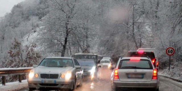 moti i keq bora i ftohti (4)