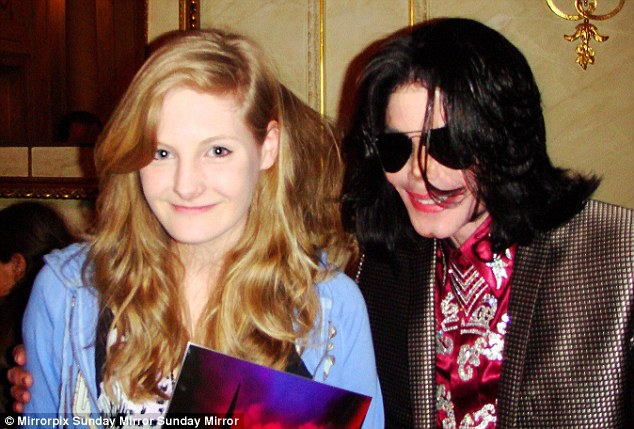 1468776657_Majkell Xhekson dhe zgjedhja e tij e pare Harriet Lester vajza e aktorit Mark Lester