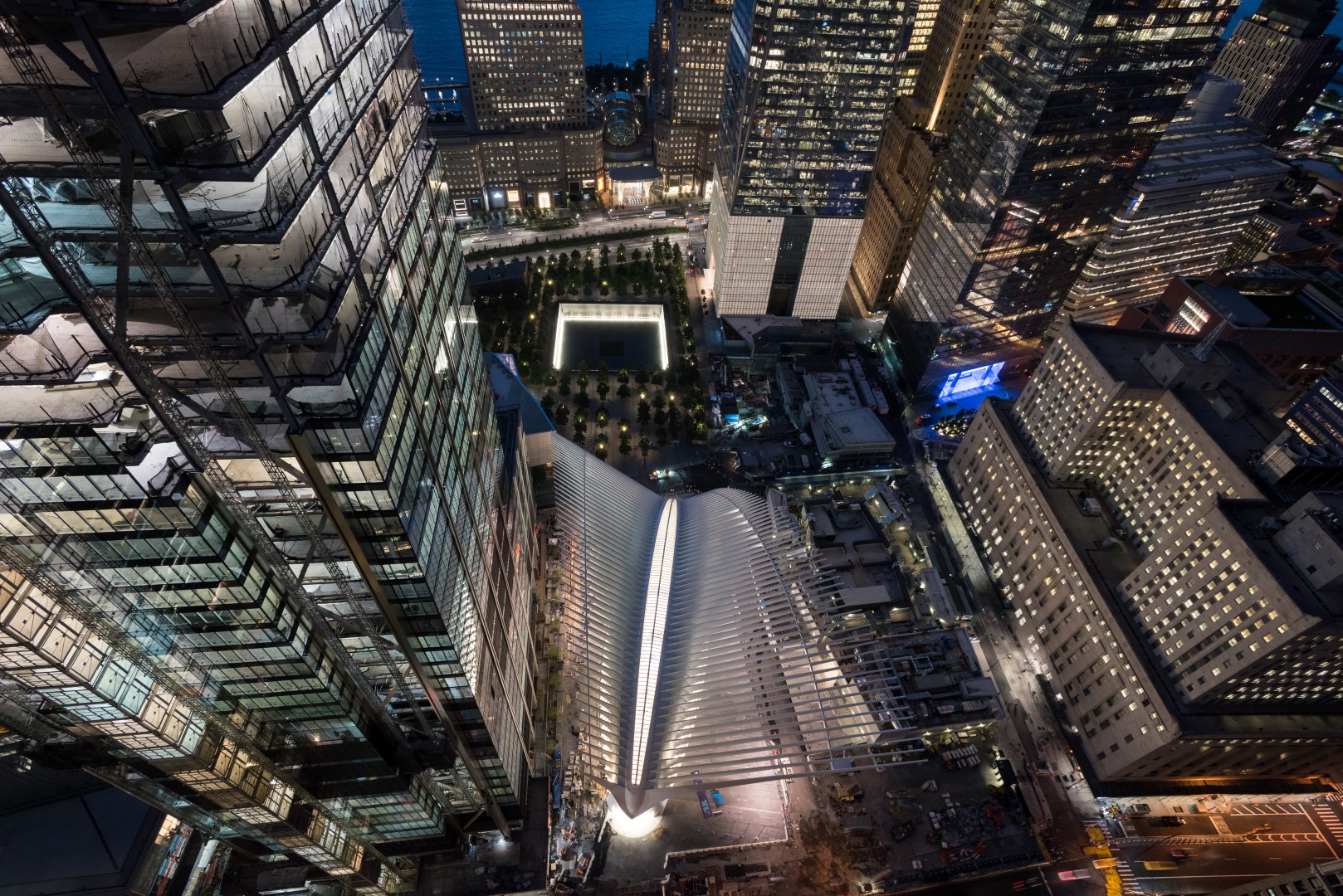 Millenium Hilton 8-14-16 © Julienne Schaer